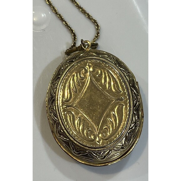 Vtg 1928 Brand Gold Tone Photo Filigree Rose Locket Necklace Pendant Chain 26in - Picture 8 of 12